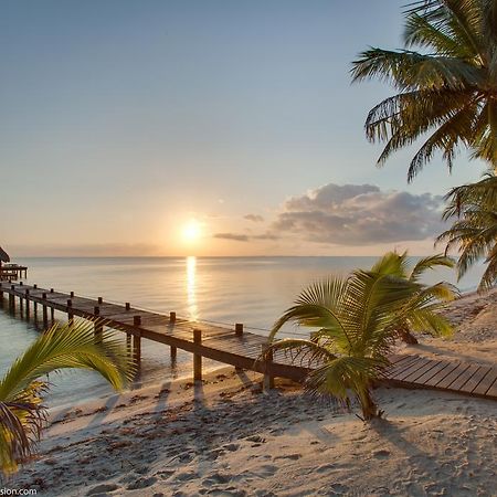 Robert'S Grove Beach Resort Placencia Экстерьер фото