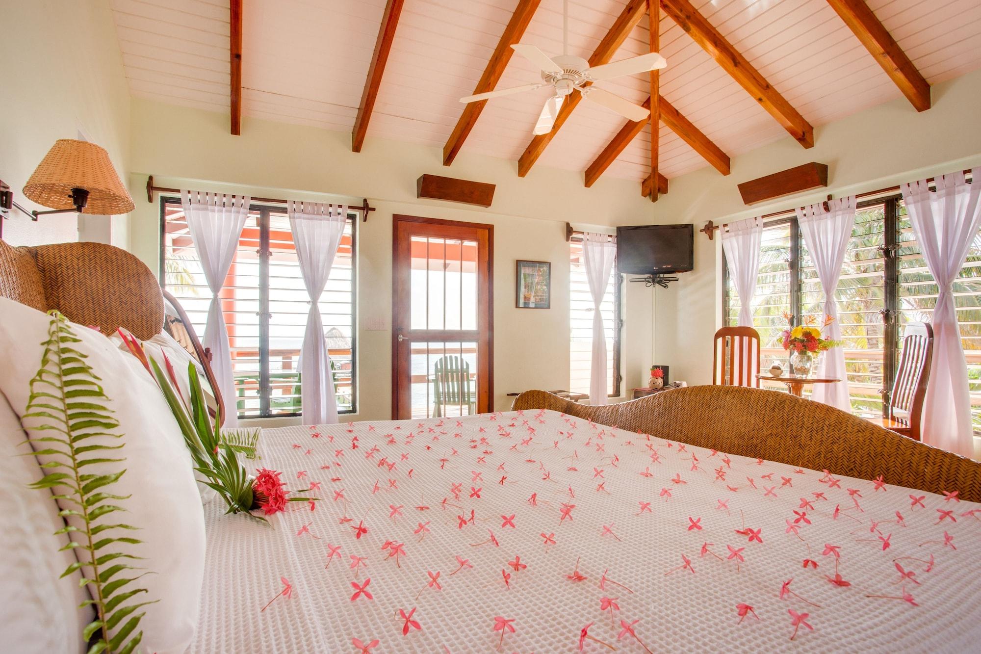 Robert'S Grove Beach Resort Placencia Экстерьер фото