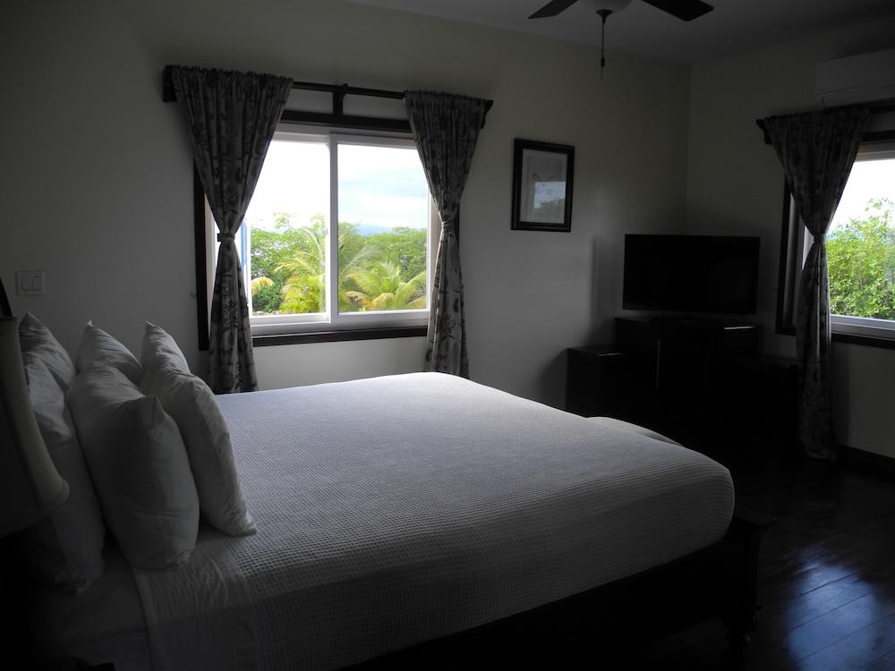 Robert'S Grove Beach Resort Placencia Экстерьер фото