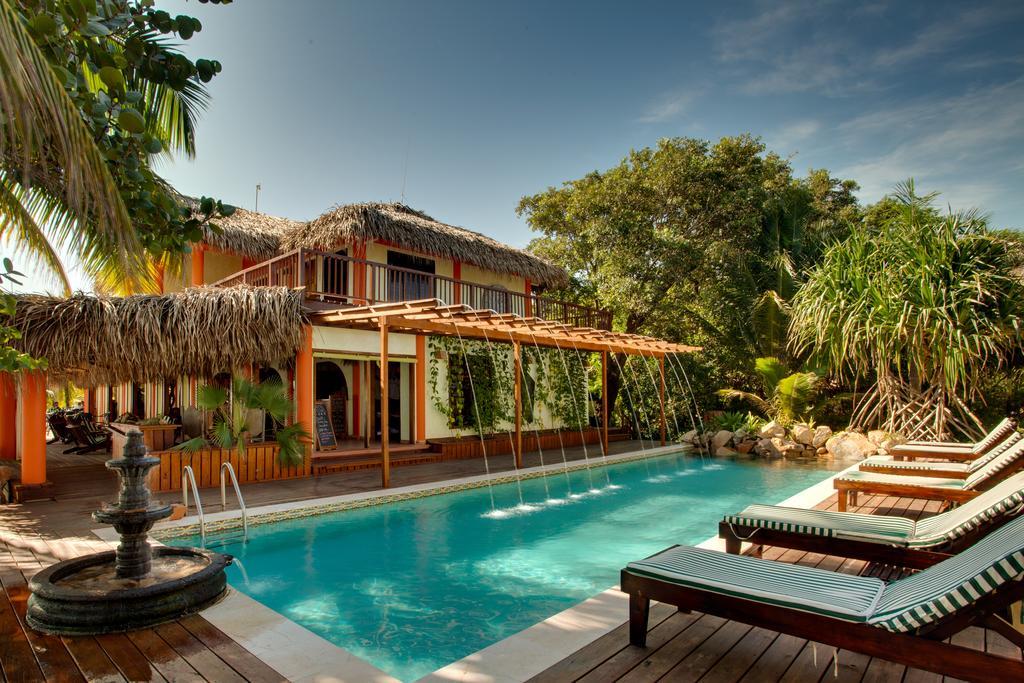 Robert'S Grove Beach Resort Placencia Экстерьер фото