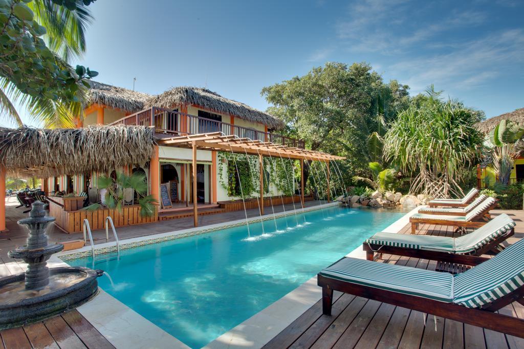 Robert'S Grove Beach Resort Placencia Экстерьер фото