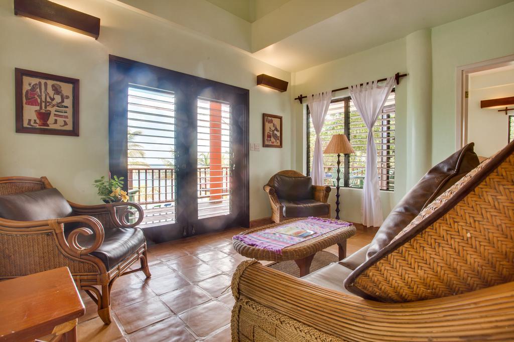 Robert'S Grove Beach Resort Placencia Экстерьер фото